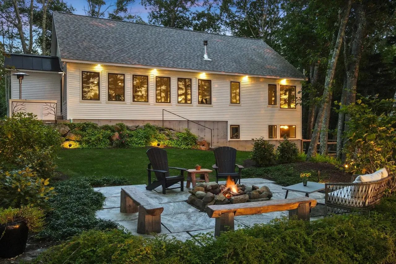Scandinavian-Inspired Waterfront Vacation Rental