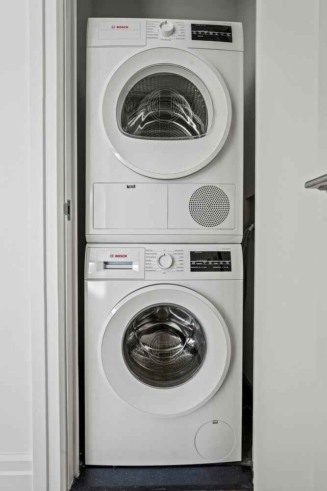 550 West 54th Street, Apt 24Y