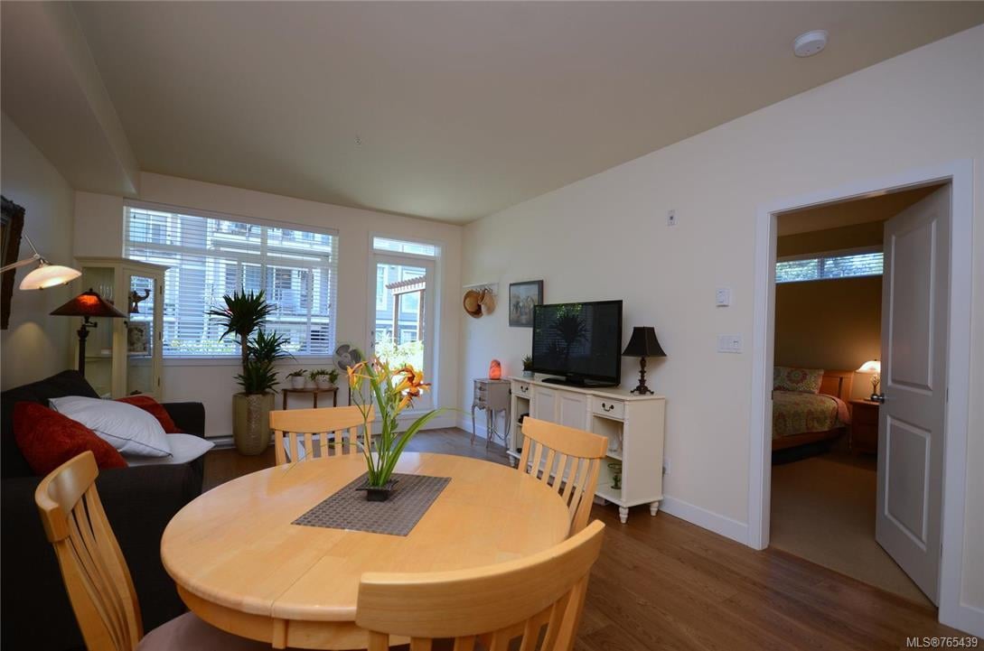 111-611 GOLDSTREAM Ave