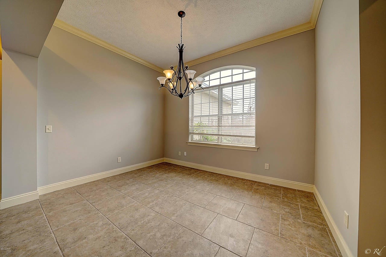 3506 Rosewood Circle