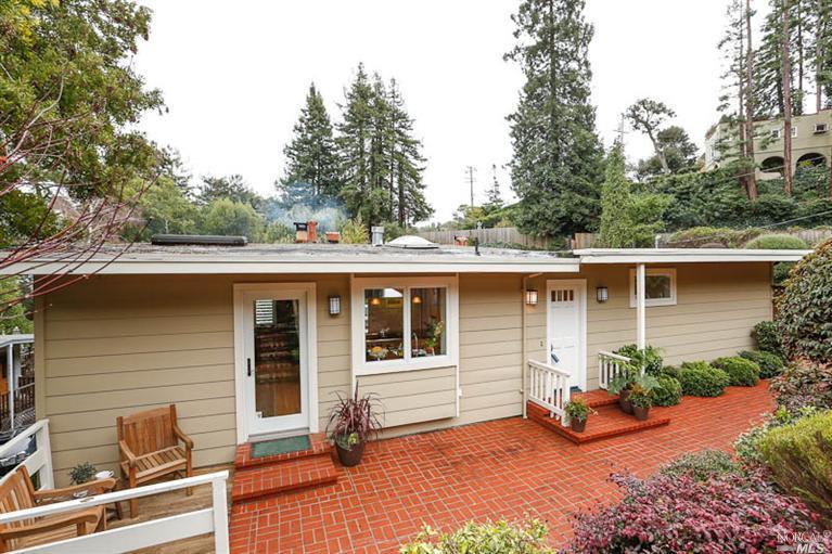 390 Corte Madera Avenue