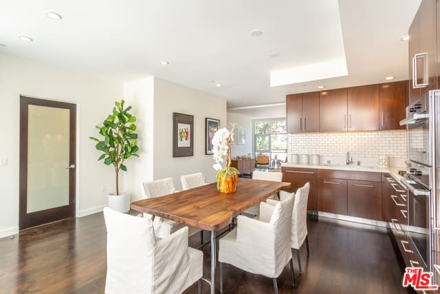 125 Pacific St #3