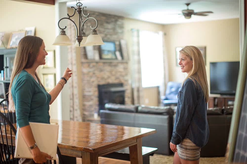 An Inside Look At the Life of a Real Estate Agent