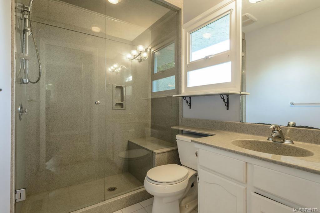 4731 Carloss Pl, Saanich