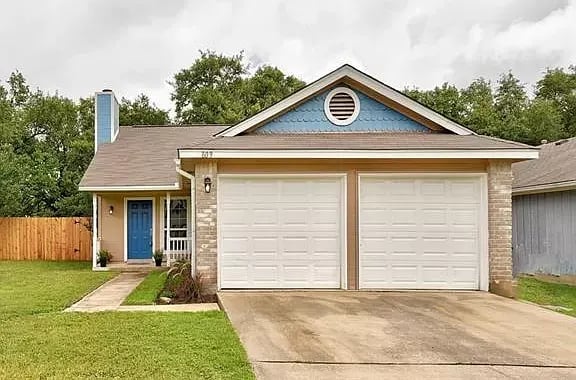 809 Sunny Ln