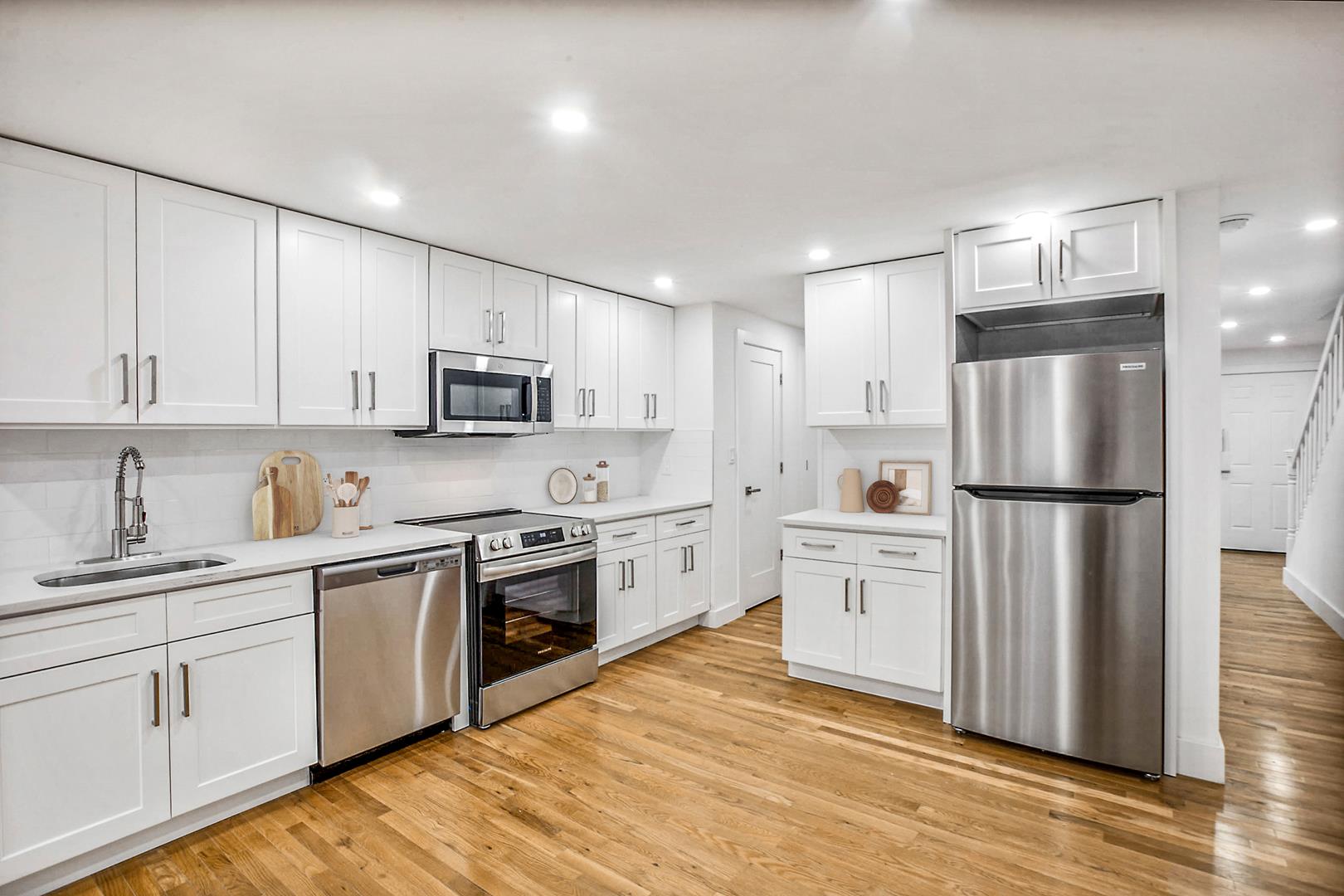 176 Schenectady Avenue, Apt 2