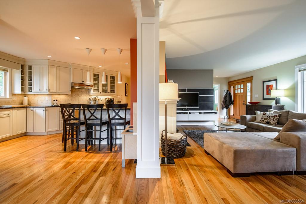 3155 Westdowne Rd, Oak Bay
