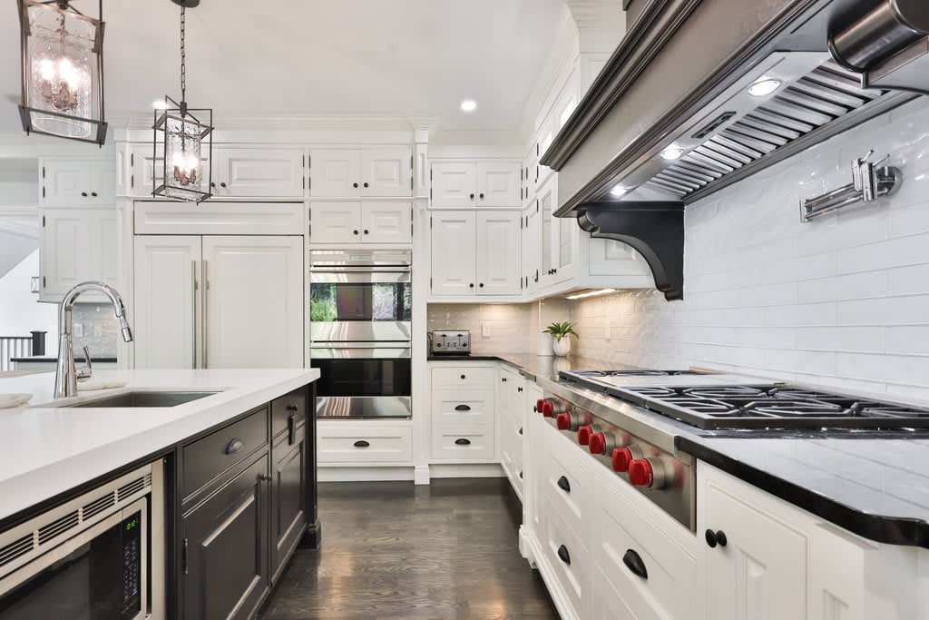 2015 Elmhurst Avenue, Oakville