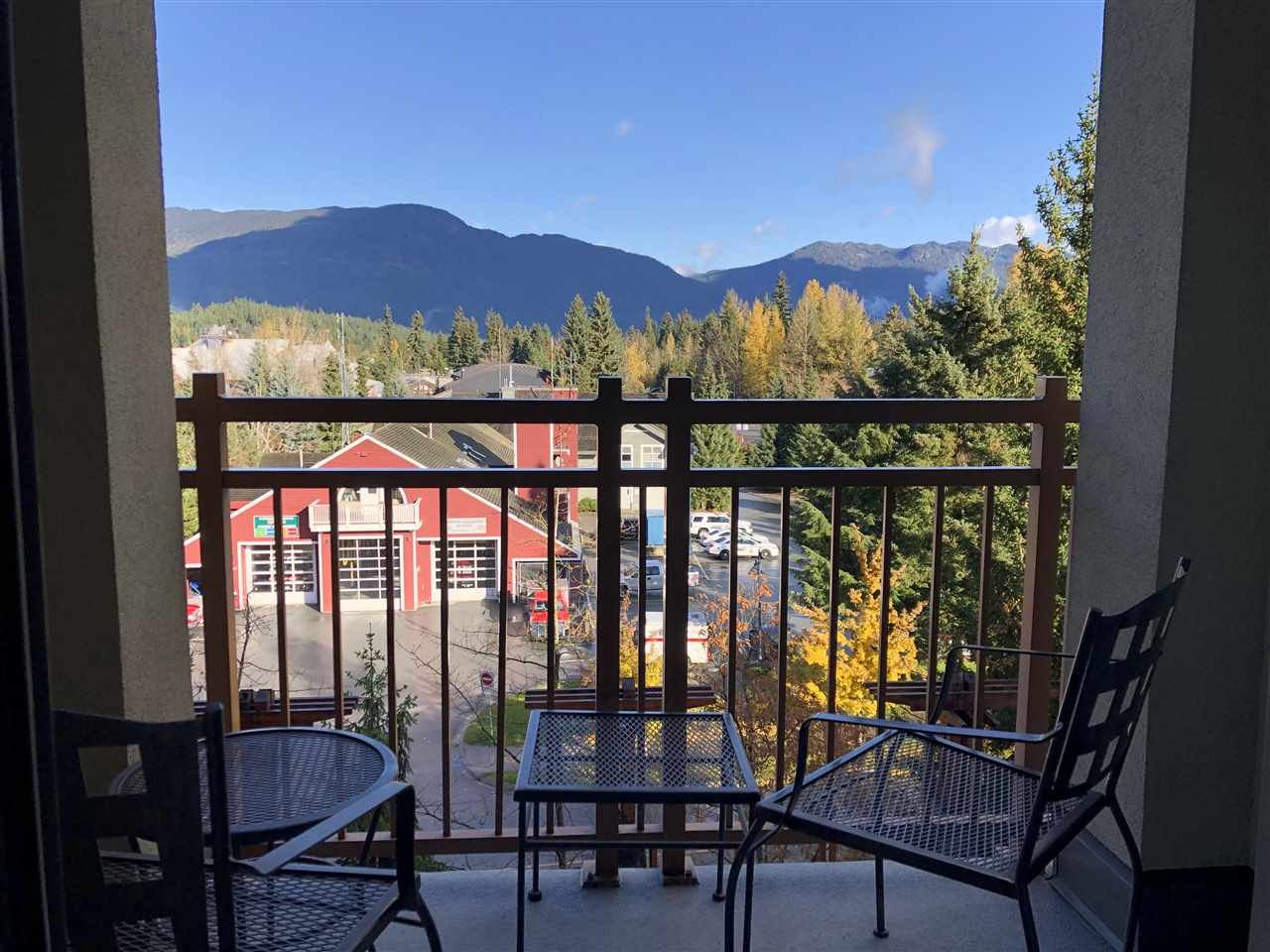 4299 Blackcomb Wy