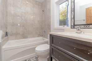 919 Selkirk Ave