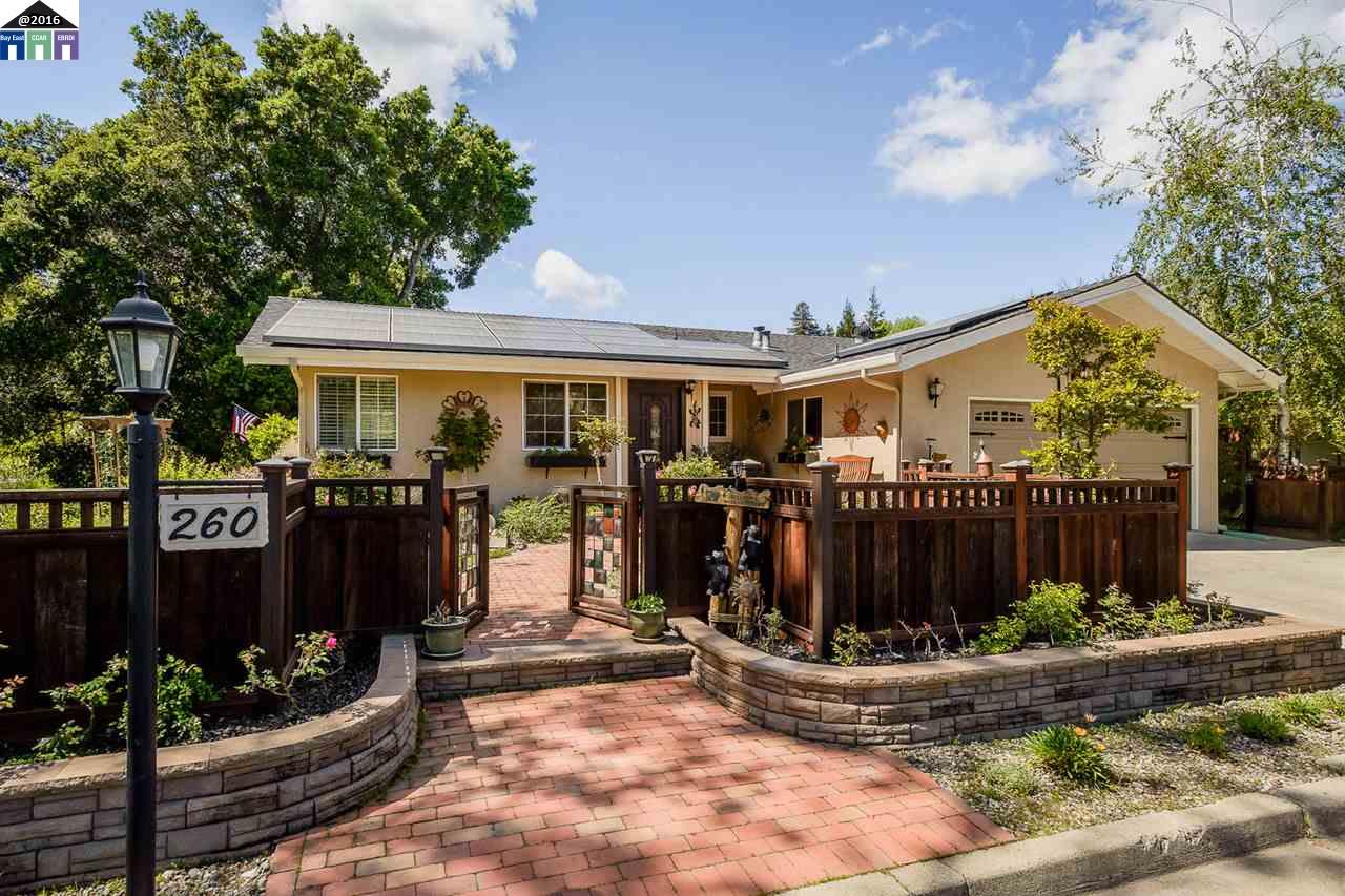 260 Clydesdale Dr