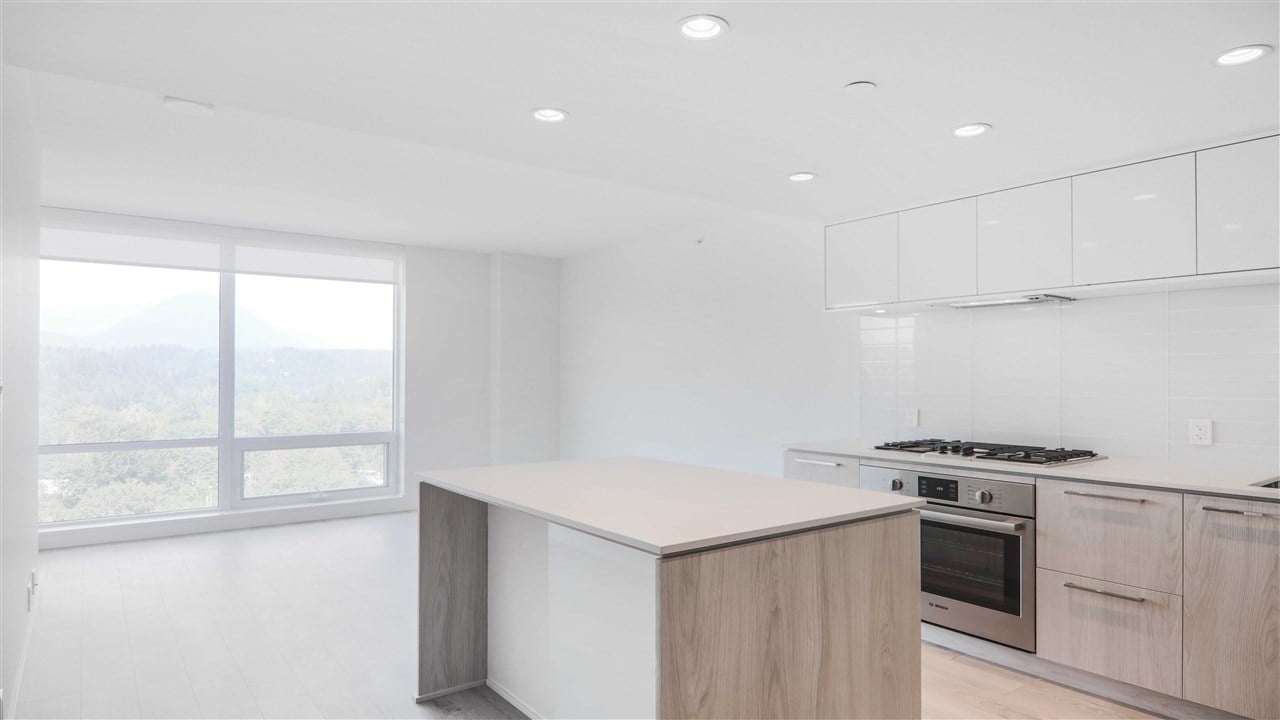 2201-680 Seylynn Cres