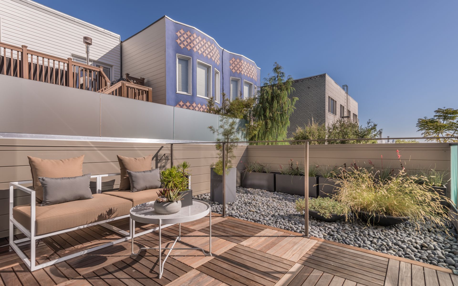 21 Rosemont Pl