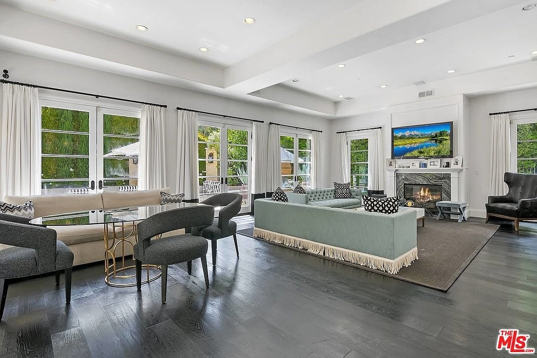 Paradise Retreat