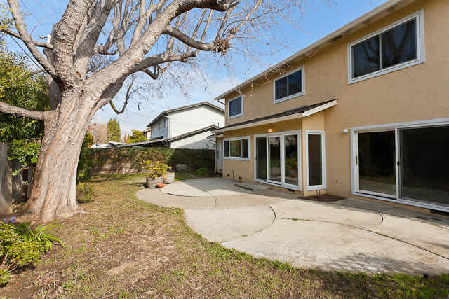 891 Spinosa Drive