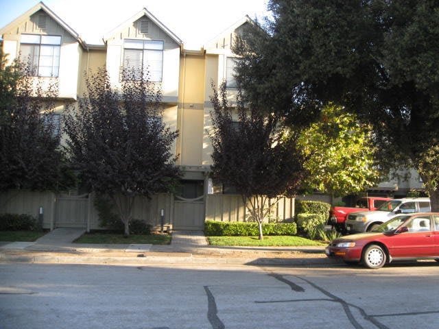 767 Carmel Ave