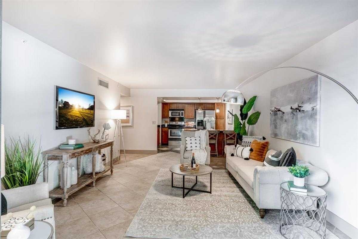 500 N Street Unit 202
