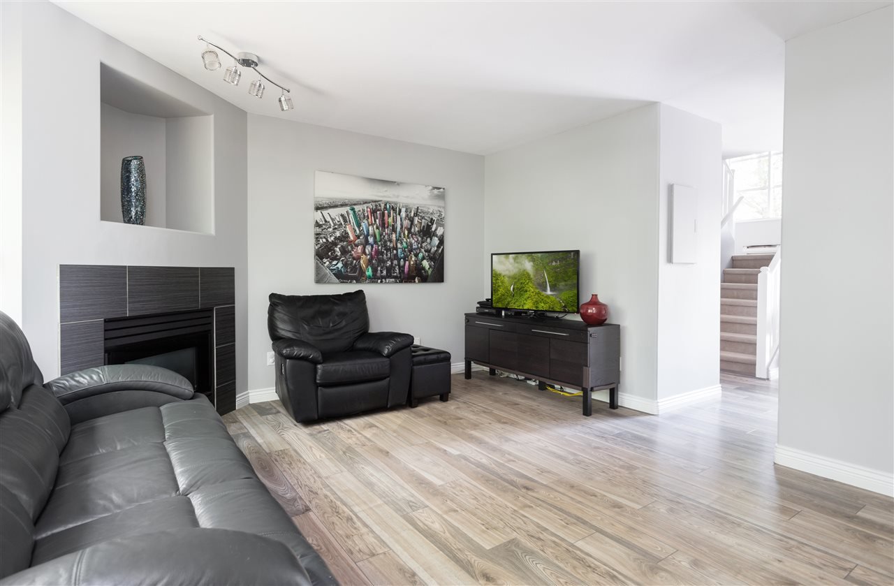 43-2450 Lobb Ave