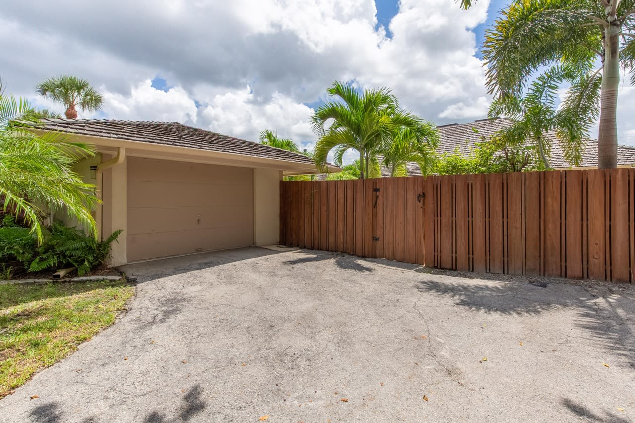 2116 Wightman Dr, #2116