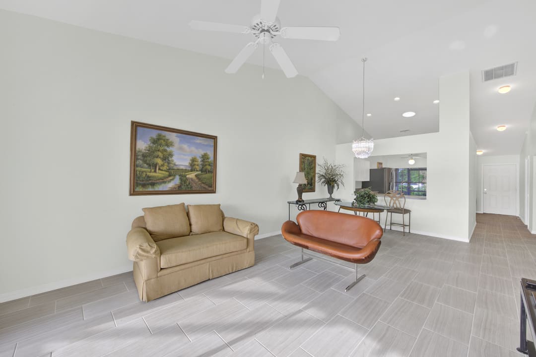 2912 Crown Pointe Blvd Unit #14-1