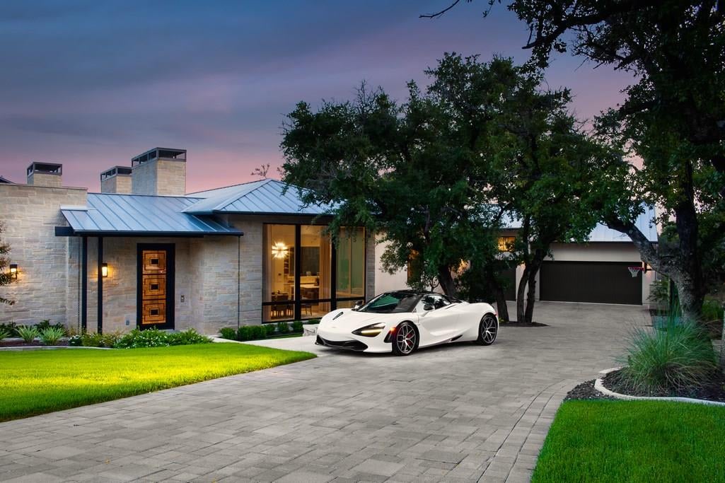 11816 Yaupon Holly Ln