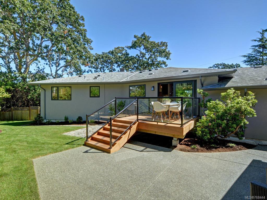 3710 Crestview Rd
