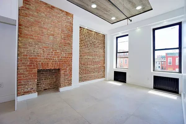 509 Van Buren Street Unit: 2F