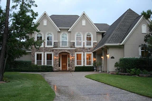 18 Silver Maple Place