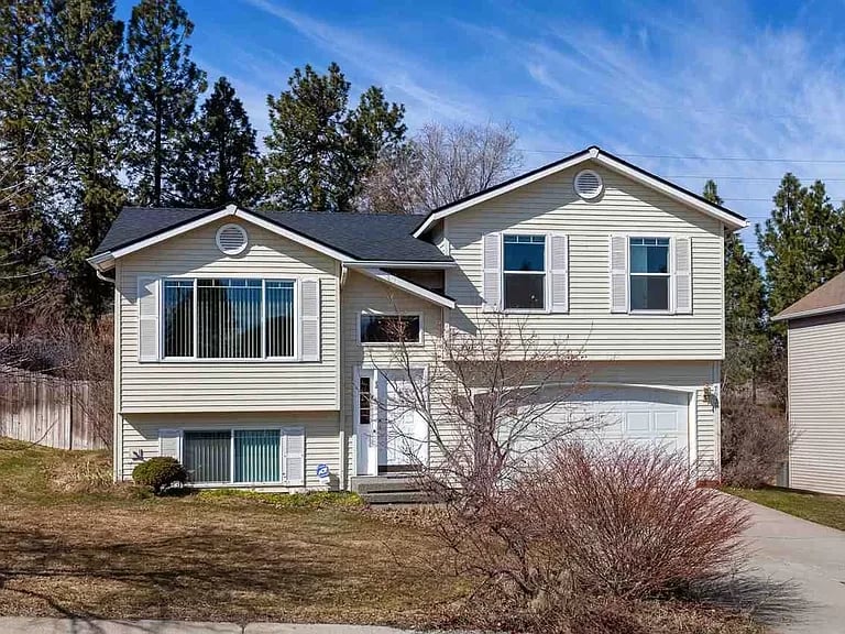 7927 E Woodland Park Dr