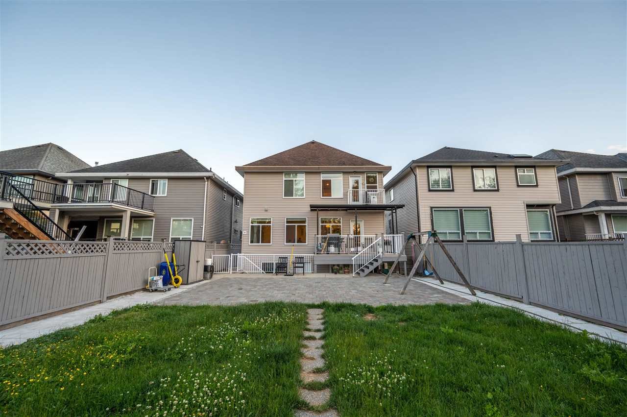 17363 64a Ave