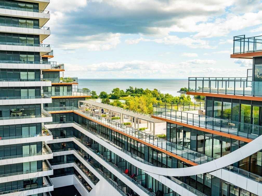 30 Shore Breeze Dr Unit: 3715