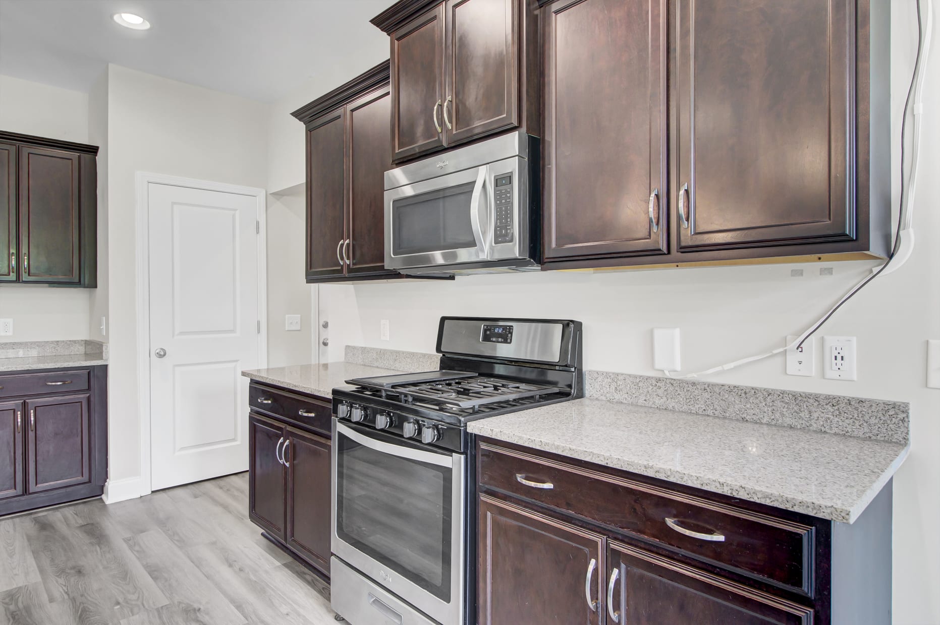314 Legendres Dr