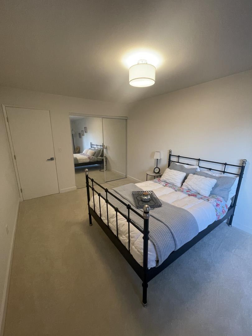 820 Sea Spray Lane, #215, Foster City 94404