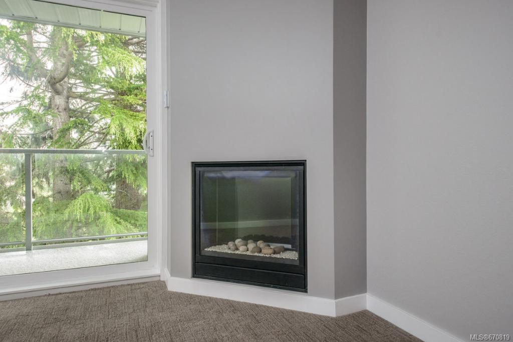 412-2022 Foul Bay Rd