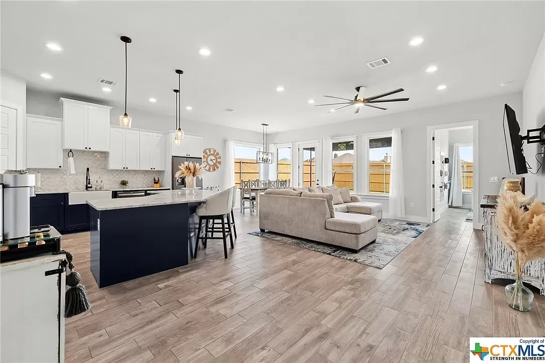 617 Magan Ln