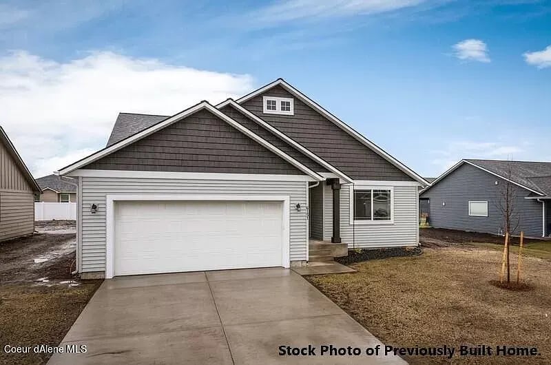 3813 N Pradera Ln