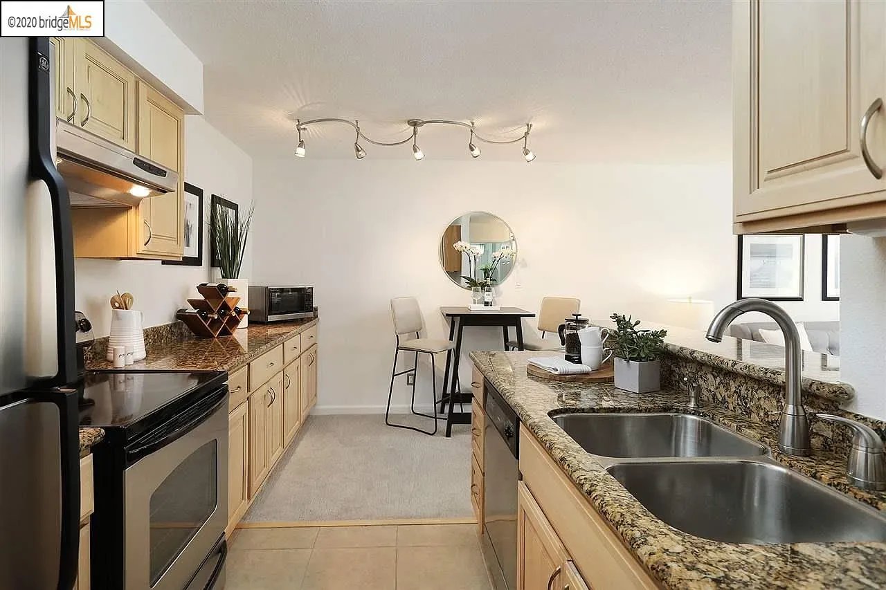 66 Fairmount Ave #417