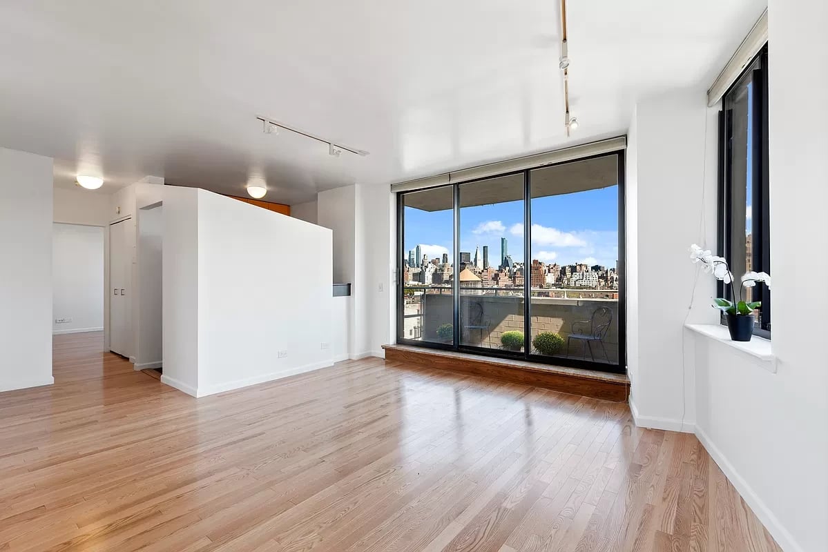 415 Central Park West Unit: 1E