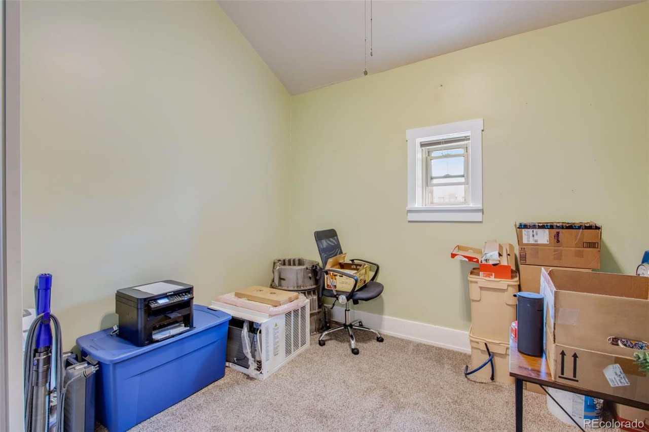 Prime Mixed Use Building: 922 8th Ave - $1.05M