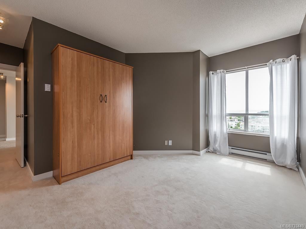 1101-1020 View St