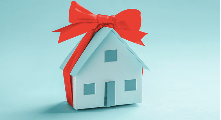 Your House Could Be the #1 Item on a Homebuyer’s Wish List During the Holidays