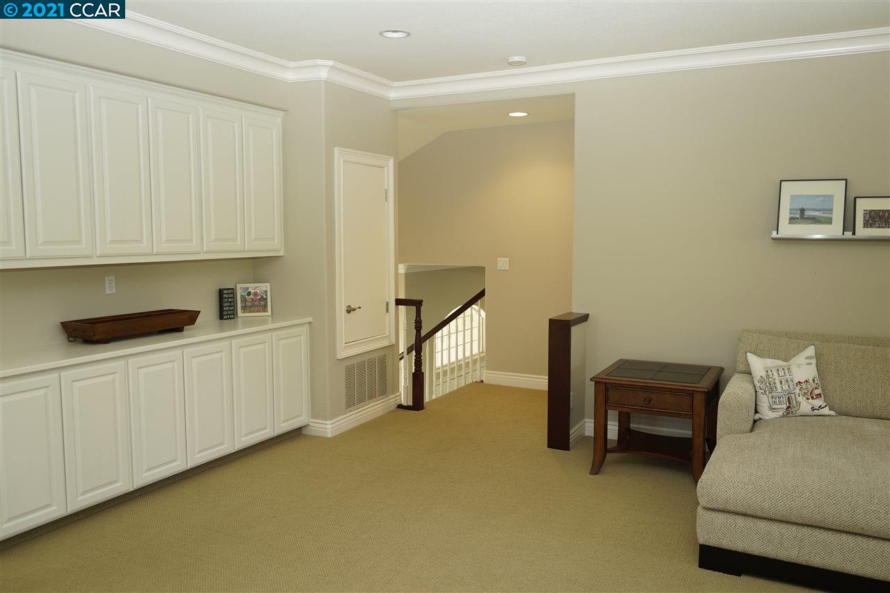 88 Tuscany Way