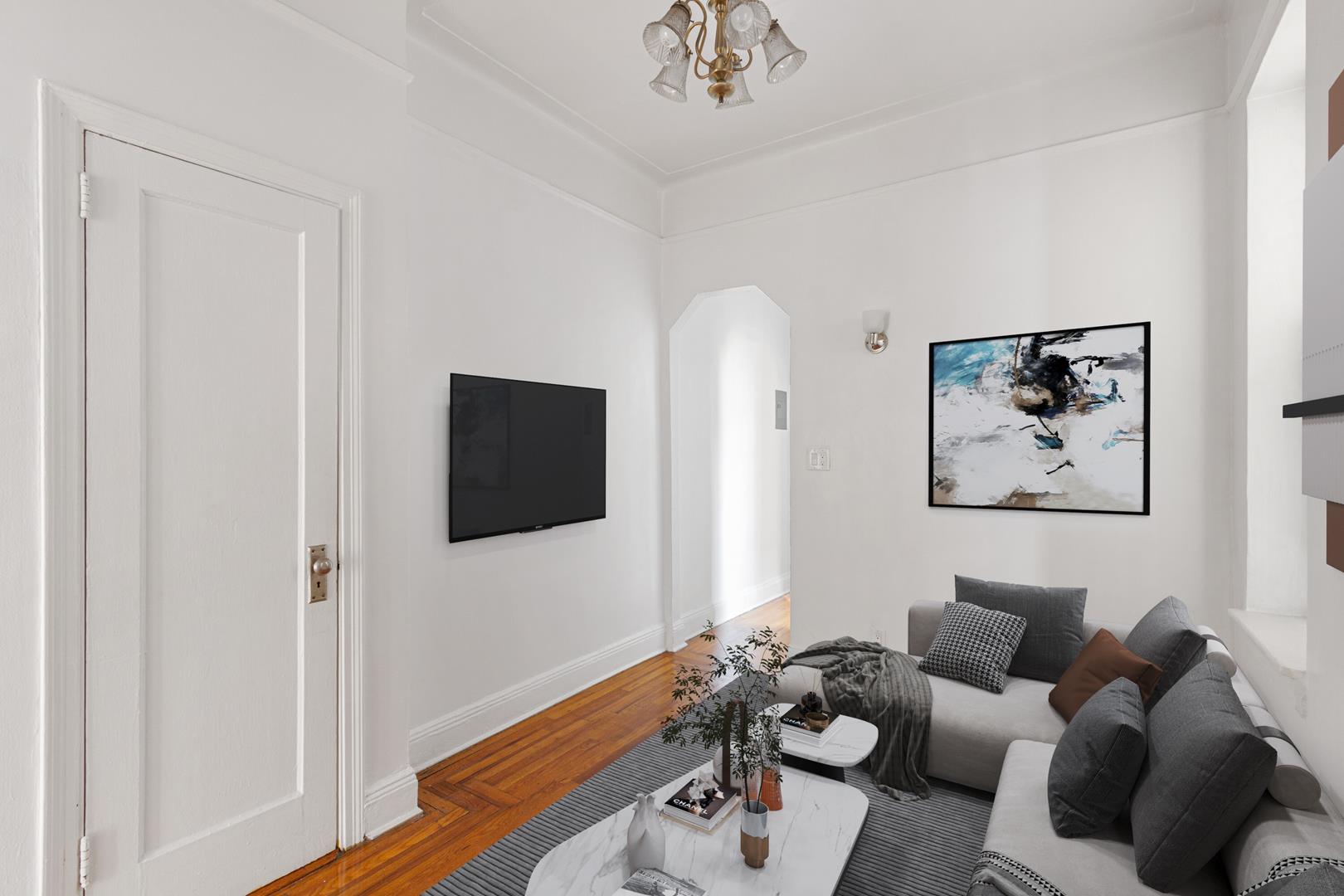 246 East 4th Street, Apt 1C