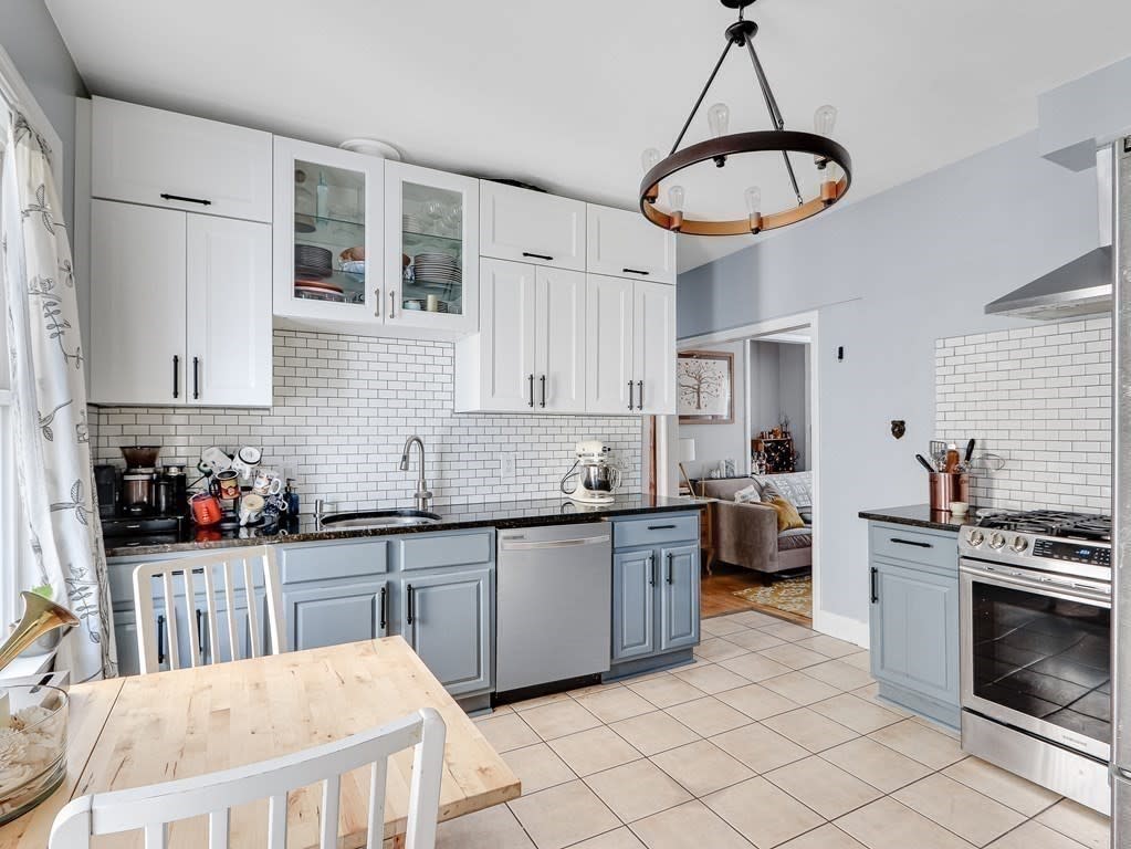 24 Gayland St, #2