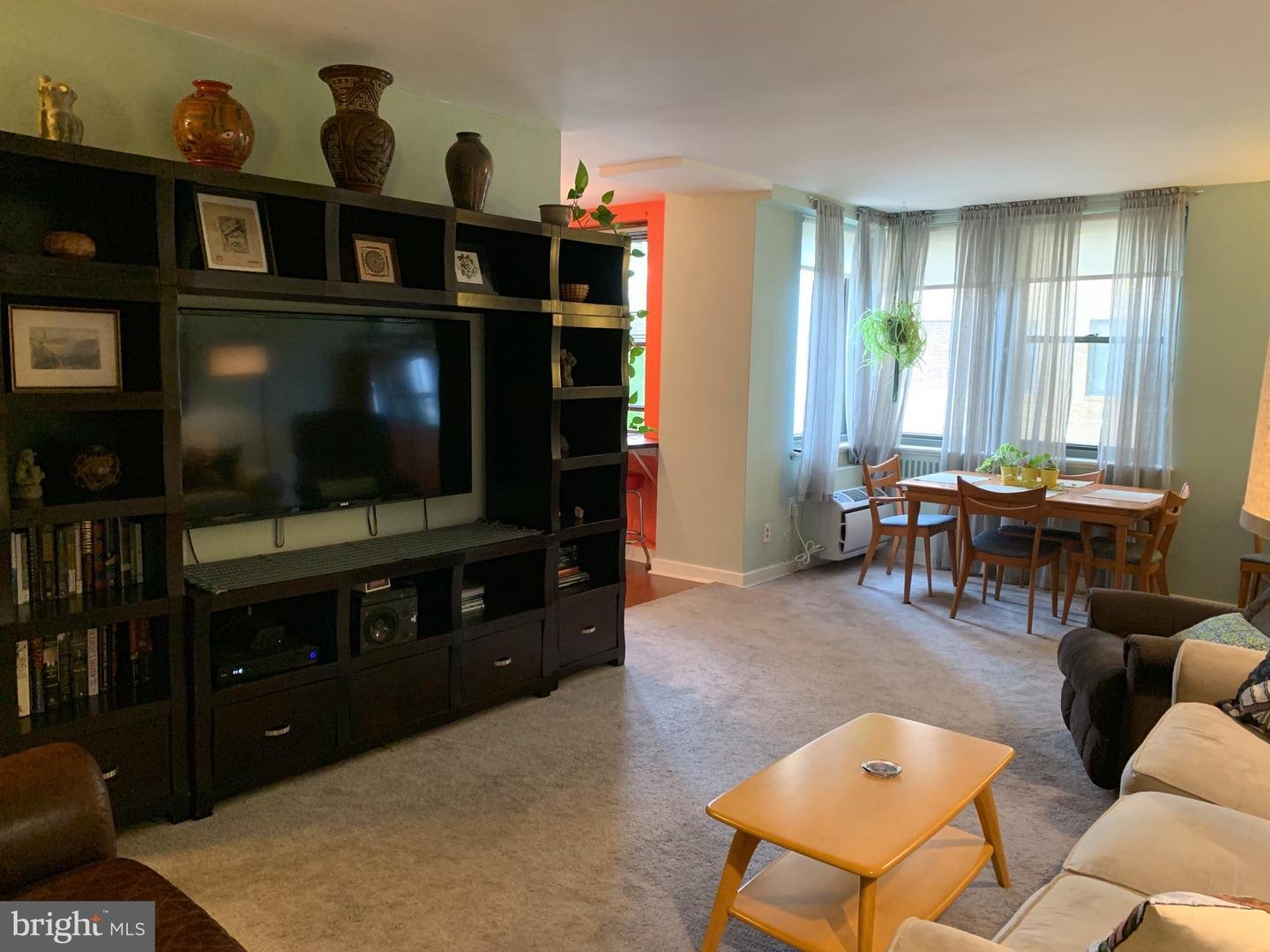 Cozy Condo Near the Art Museum