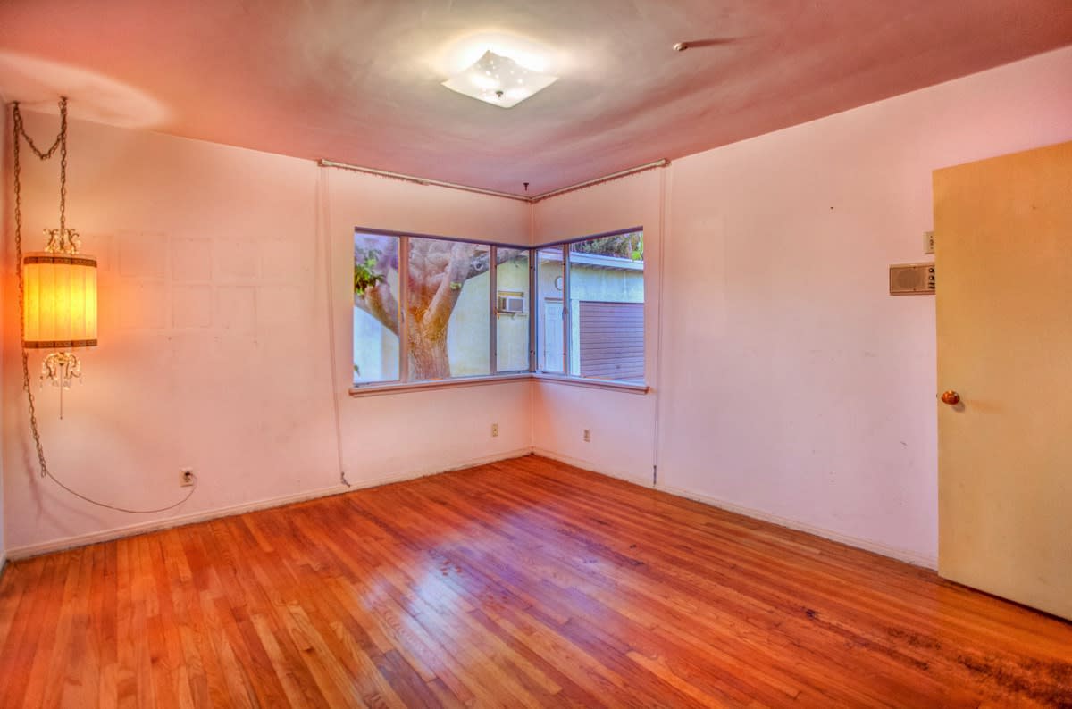 4437 Elmer Ave Studio City, CA