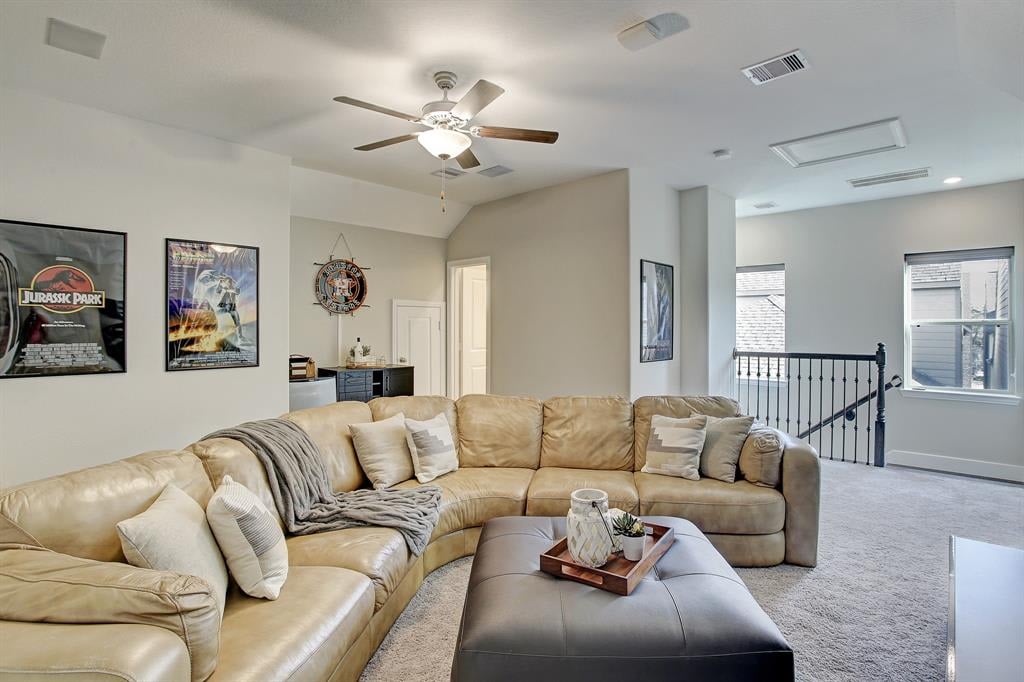 3614 Golf Dr