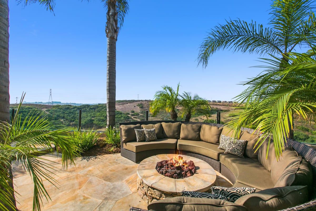 5255 Raven Hill Point