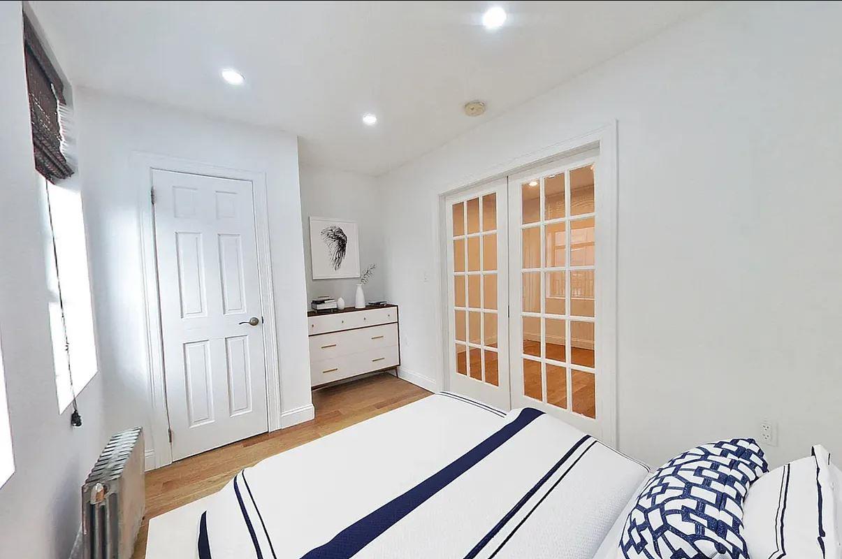 102 West 79th Street, Apt 5-C