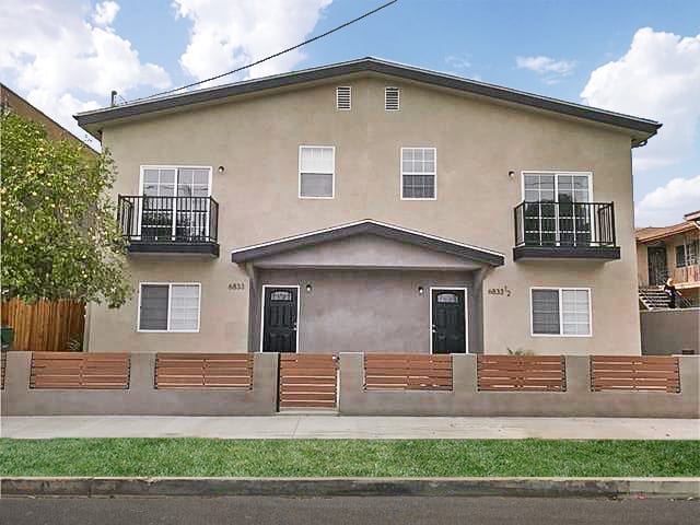 6831-6833 1/2 Hinds Ave. North Hollywood, CA